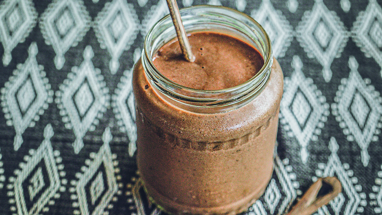 zinger chocolate protein smoothie